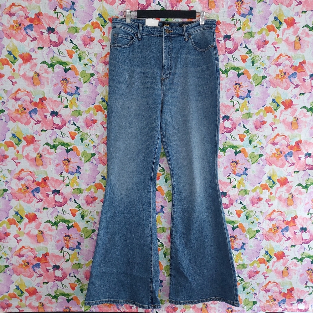NWT LEE High-Rise Flare Womens 32 Medium Wash 70s Throwback